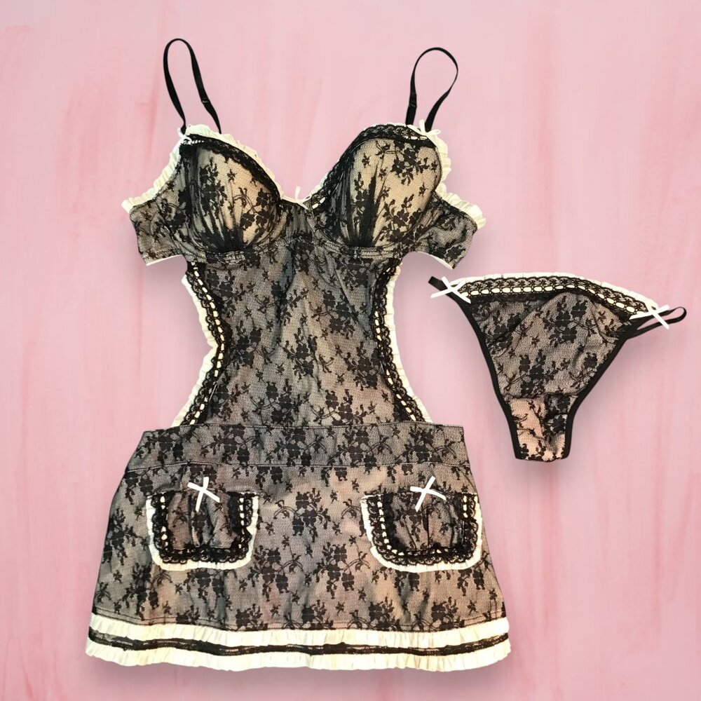 NWT Victoria's Secret 2009 French Maid Lingerie Set Y2K Retro Valentine's (36B)